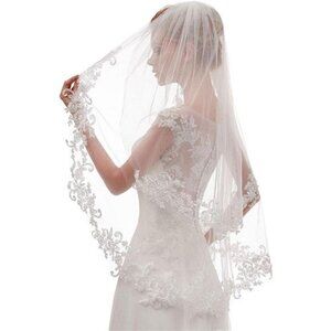Lace Bridal Veil 2-Tier Short with Metal Comb